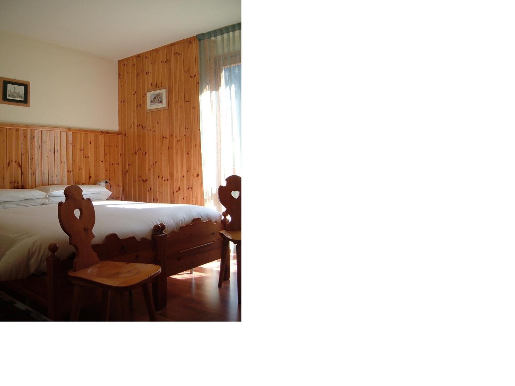 Albergo Pineta Gerola Alta Room photo