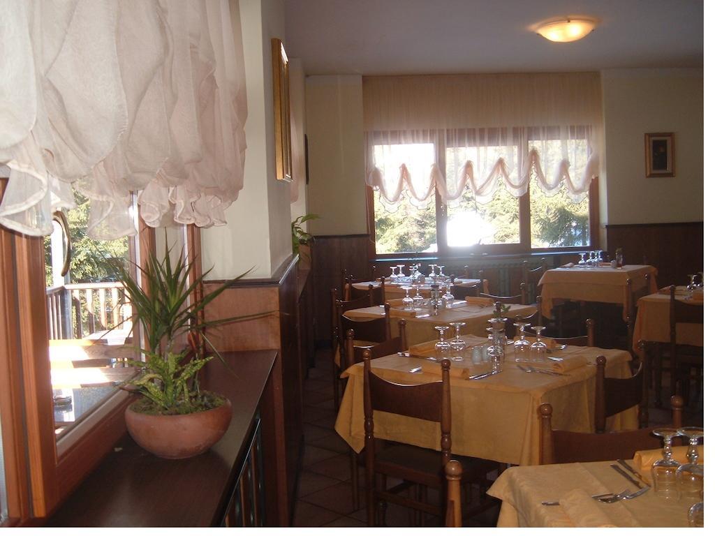 Albergo Pineta Gerola Alta Exterior photo